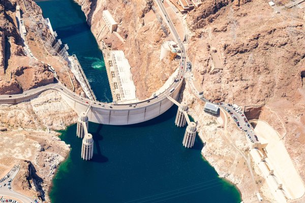 Quels sont les avantages et les inconvénients de l'énergie hydraulique ?