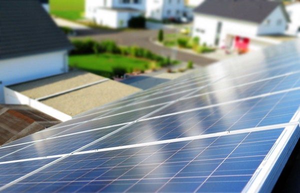 Comment revendre son énergie solaire ?
